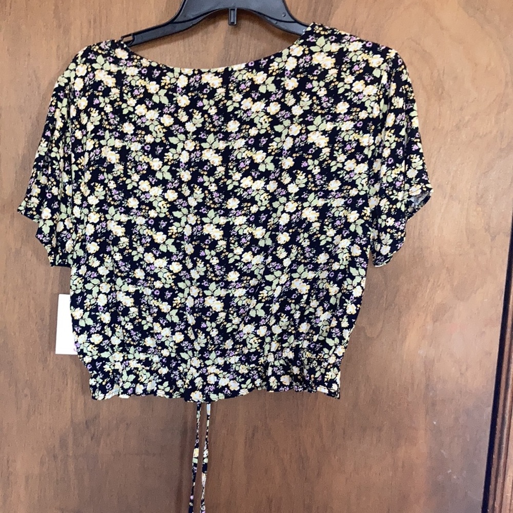 3/$24 SO top floral print cinch front short sleeve crop top boho casual  L jr - Picture 13 of 15